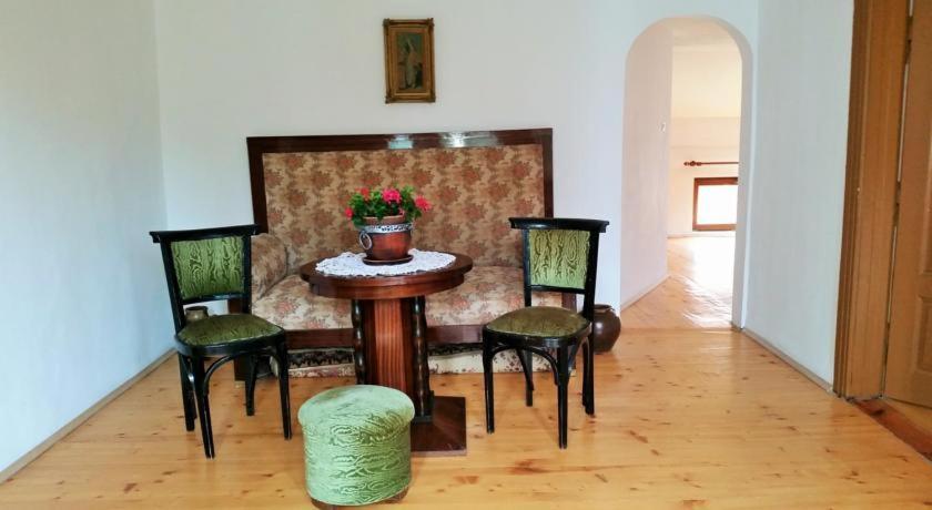 The Old House Guest Rooms And Apartament Пловдив Екстериор снимка