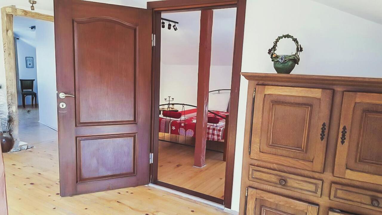 The Old House Guest Rooms And Apartament Пловдив Екстериор снимка