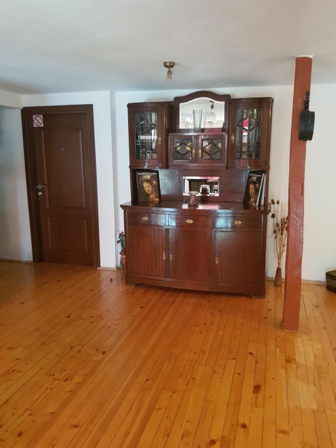 The Old House Guest Rooms And Apartament Пловдив Екстериор снимка