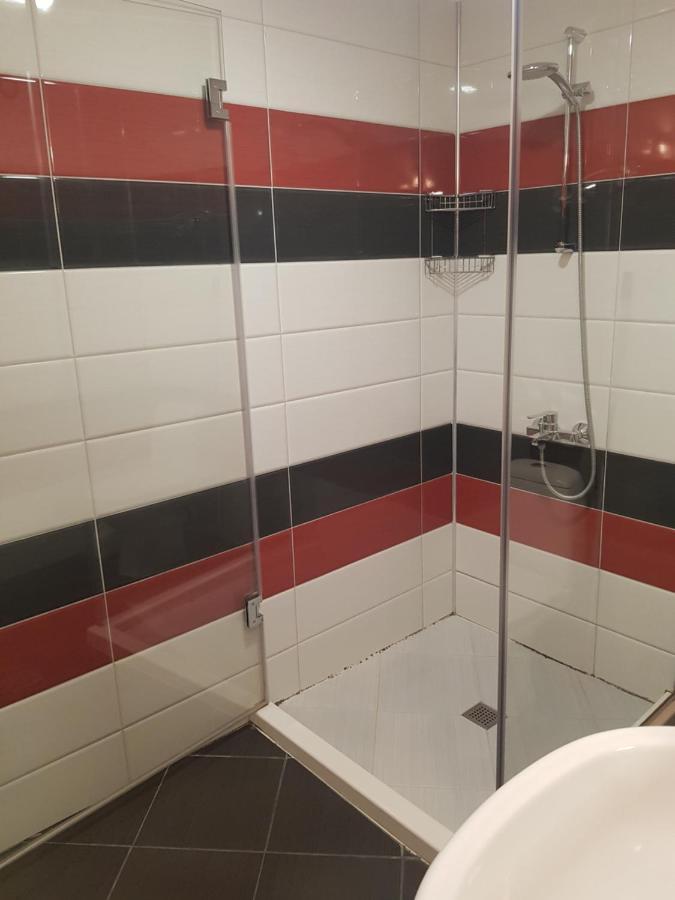The Old House Guest Rooms And Apartament Пловдив Екстериор снимка