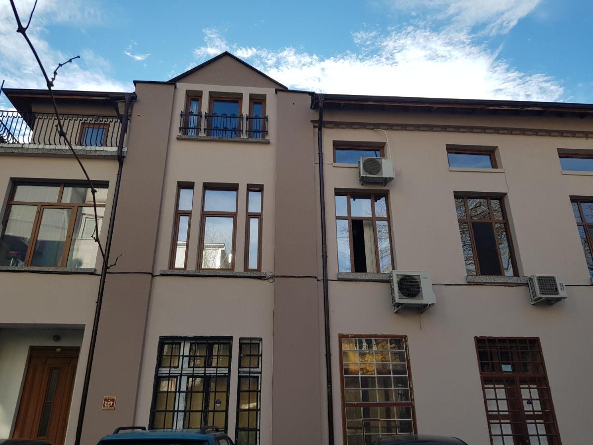 The Old House Guest Rooms And Apartament Пловдив Екстериор снимка