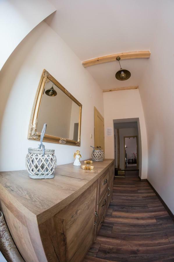 The Old House Guest Rooms And Apartament Пловдив Екстериор снимка
